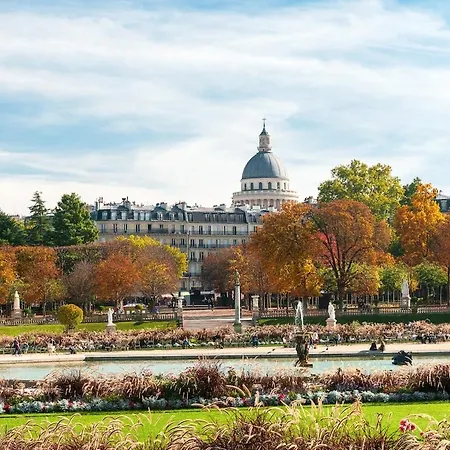 Apartment Le Grand Jaures 8 Personnes Paris