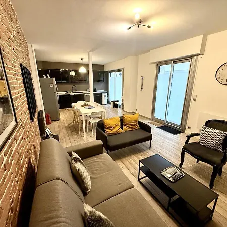 Le Grand Jaures 8 Personnes Apartment