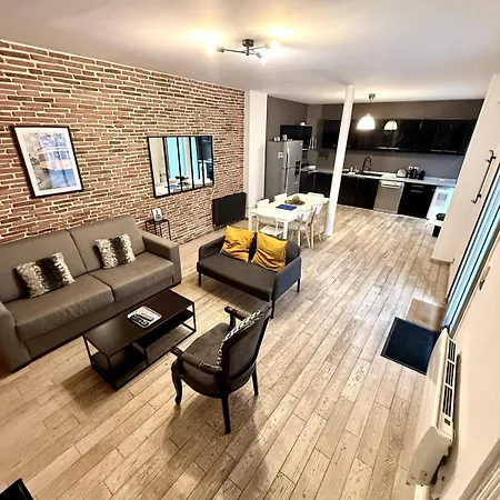Apartment Le Grand Jaures 8 Personnes Paris