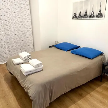 Apartment Le Grand Jaures 8 Personnes